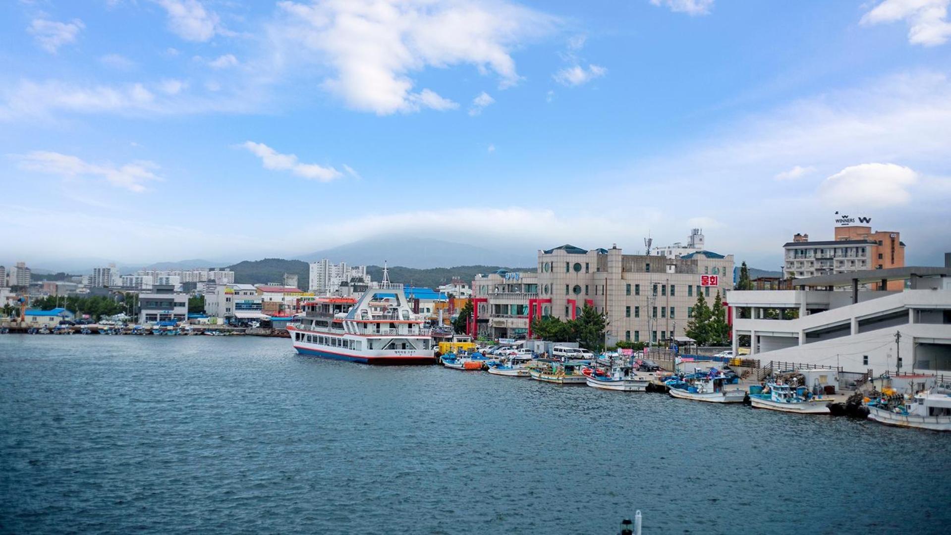 Gangneung Jumunjin Lighthouse Pension Εξωτερικό φωτογραφία